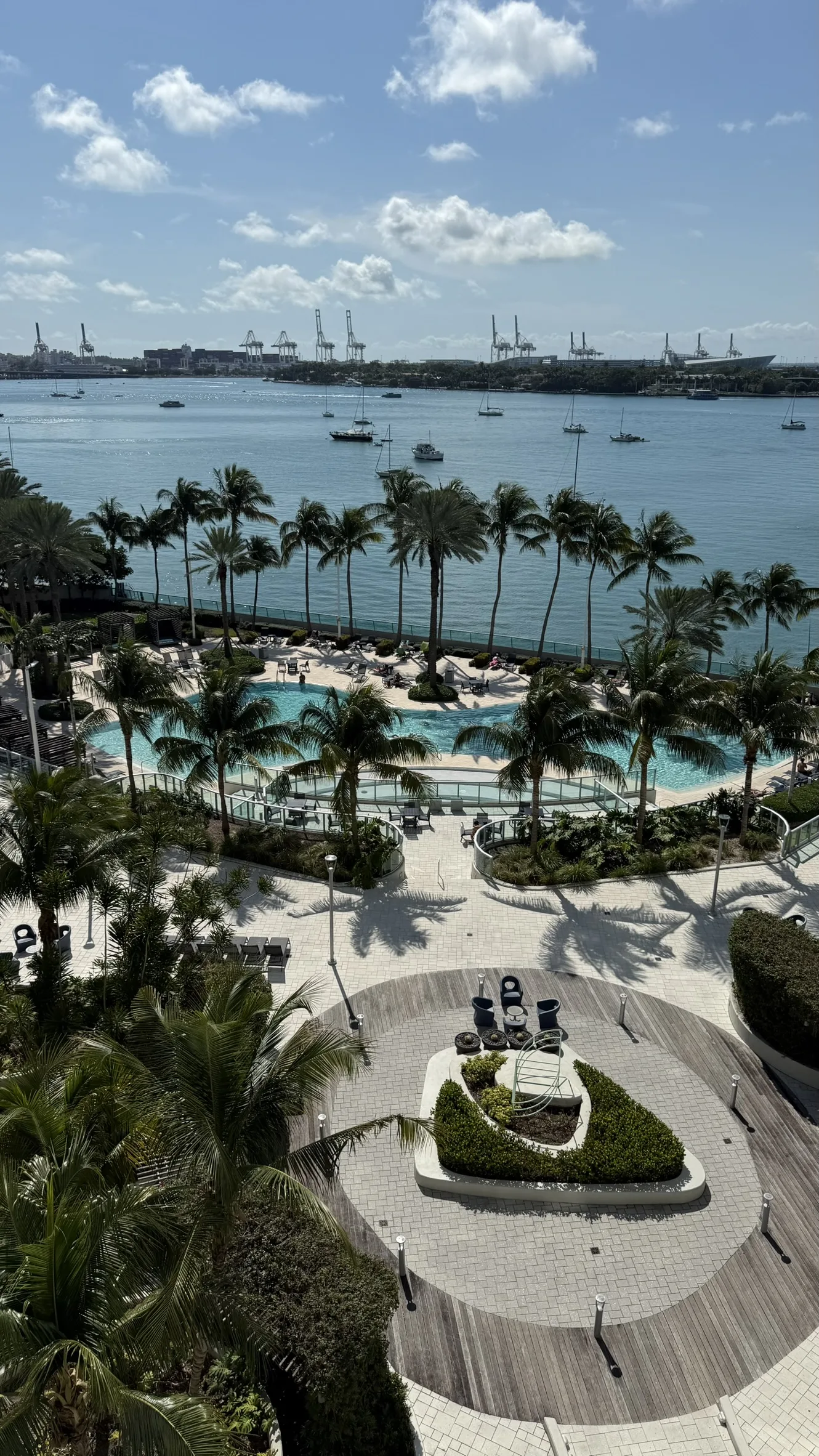Resort pool and baywalk in full daylight